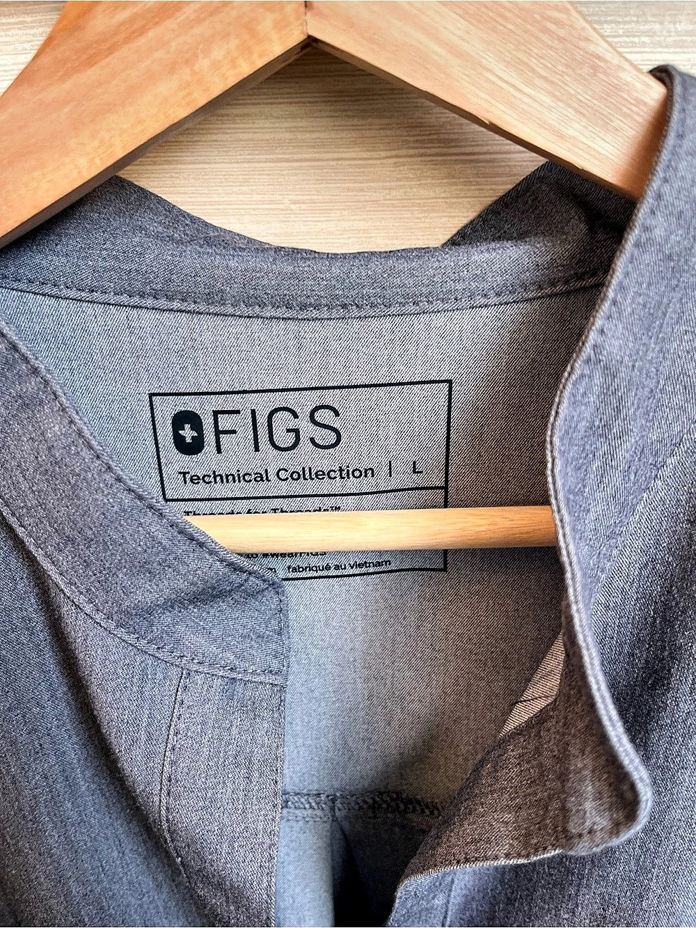 FIGS Technical Collection Scrub Set - Picture 3 of 3